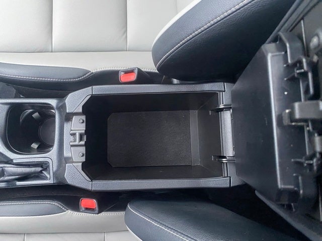 2017 Toyota RAV4 Hybrid Limited AWD